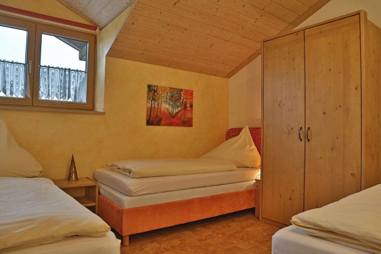 Alpenstern Finy, Bio-Gaestehaus Apartment Oy-Mittelberg Exterior photo